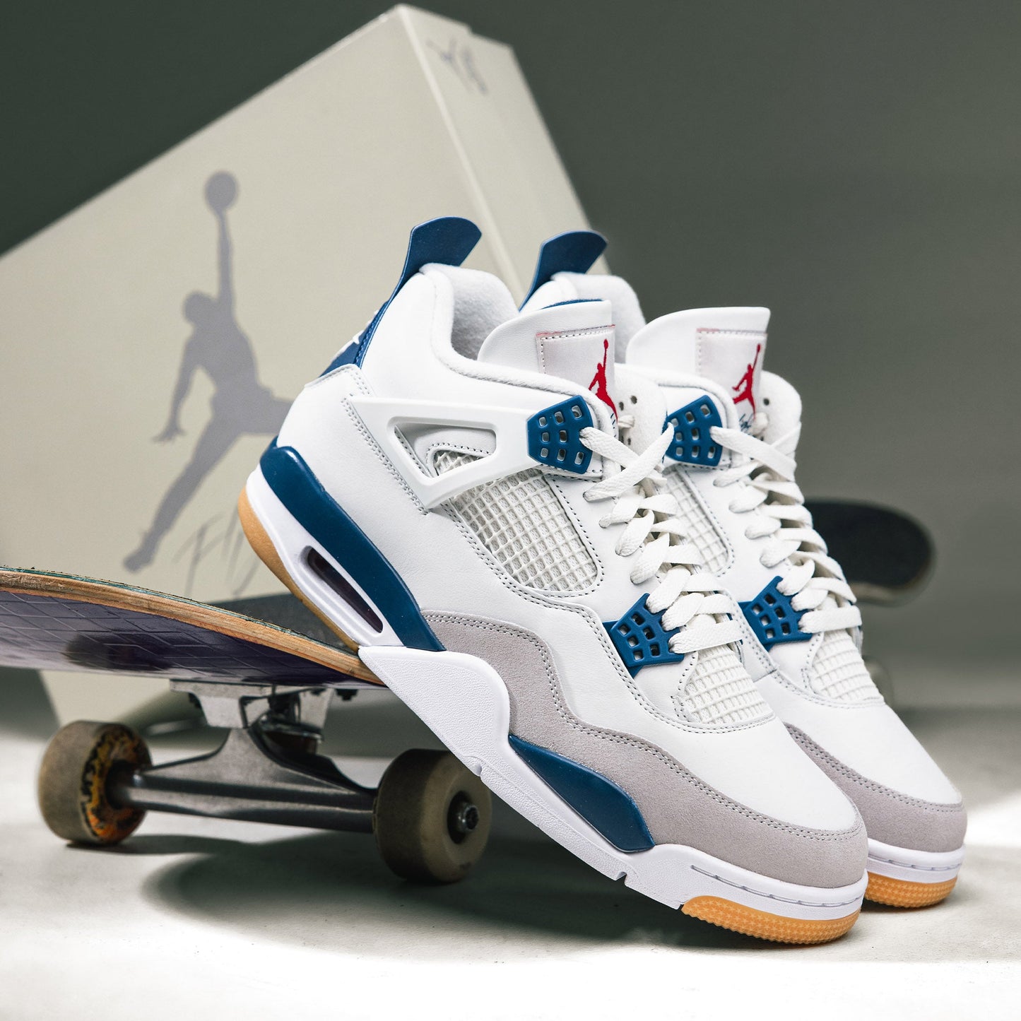 Nike Air Jordan 4 Retro SB ‘Navy’ Men’s