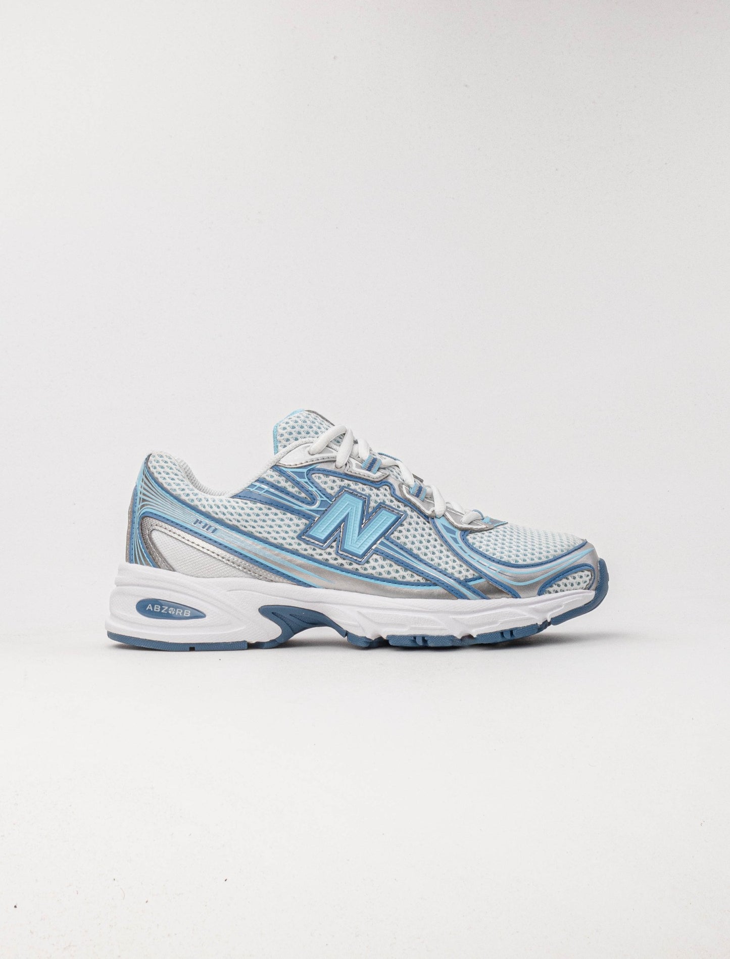 New Balance 740 Women’s