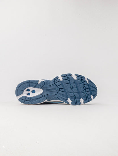 New Balance 740 Women’s