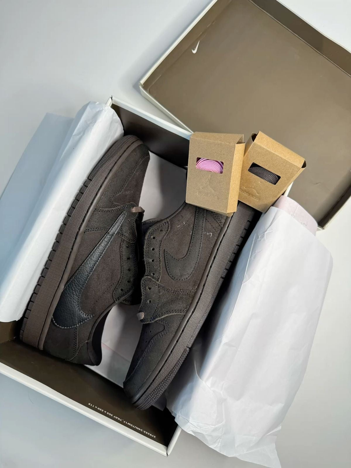 Nike Air Jordan 1 Low OG x Travis Scott ‘Velvet Brown’ Men’s