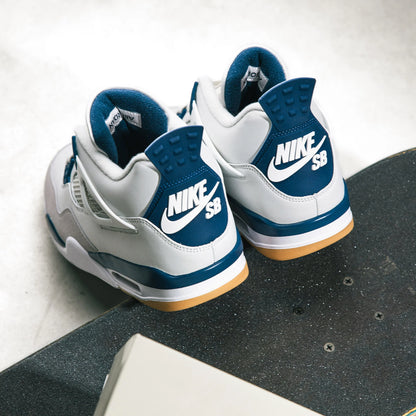 Nike Air Jordan 4 Retro SB ‘Navy’ Men’s