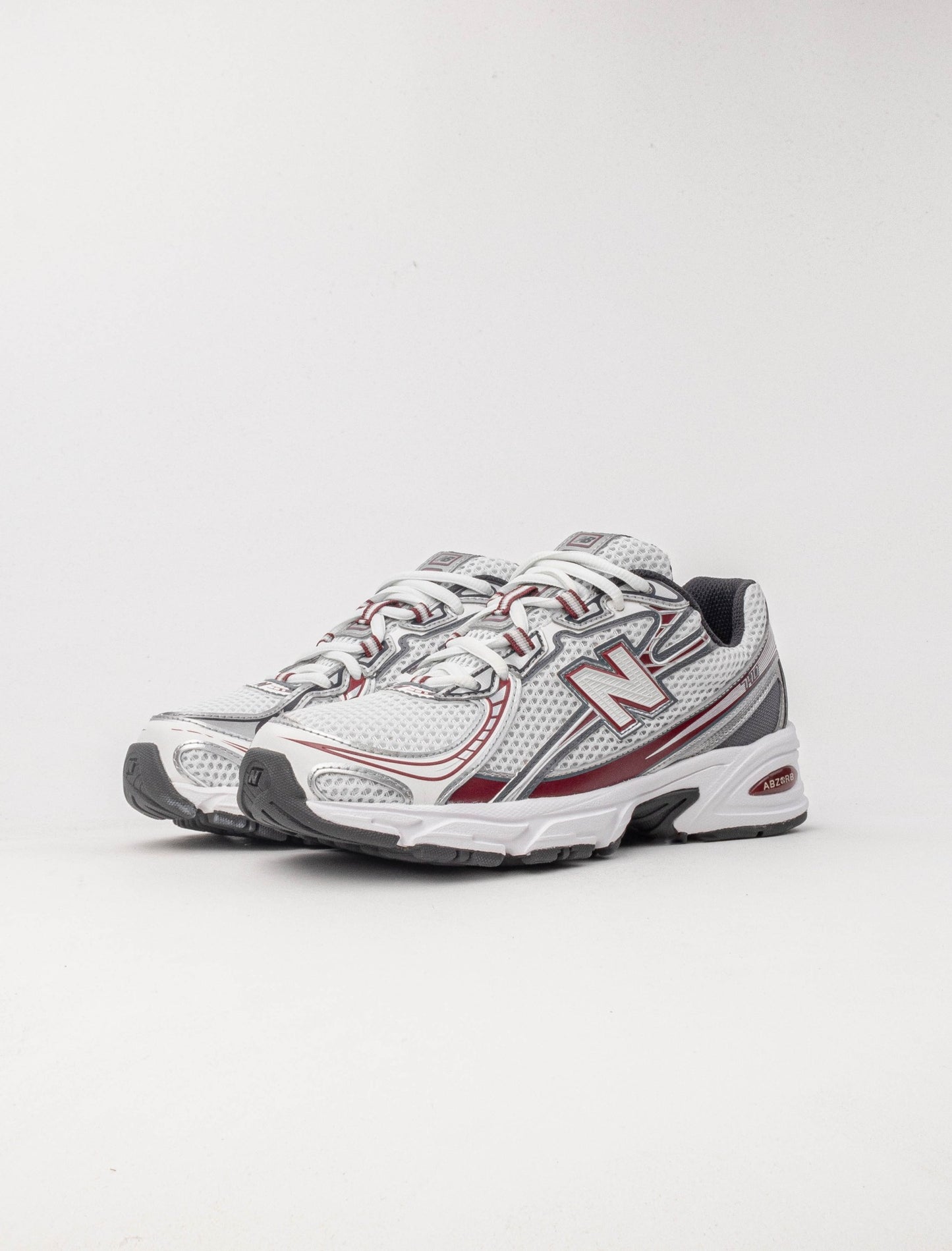 New Balance 740 Women’s