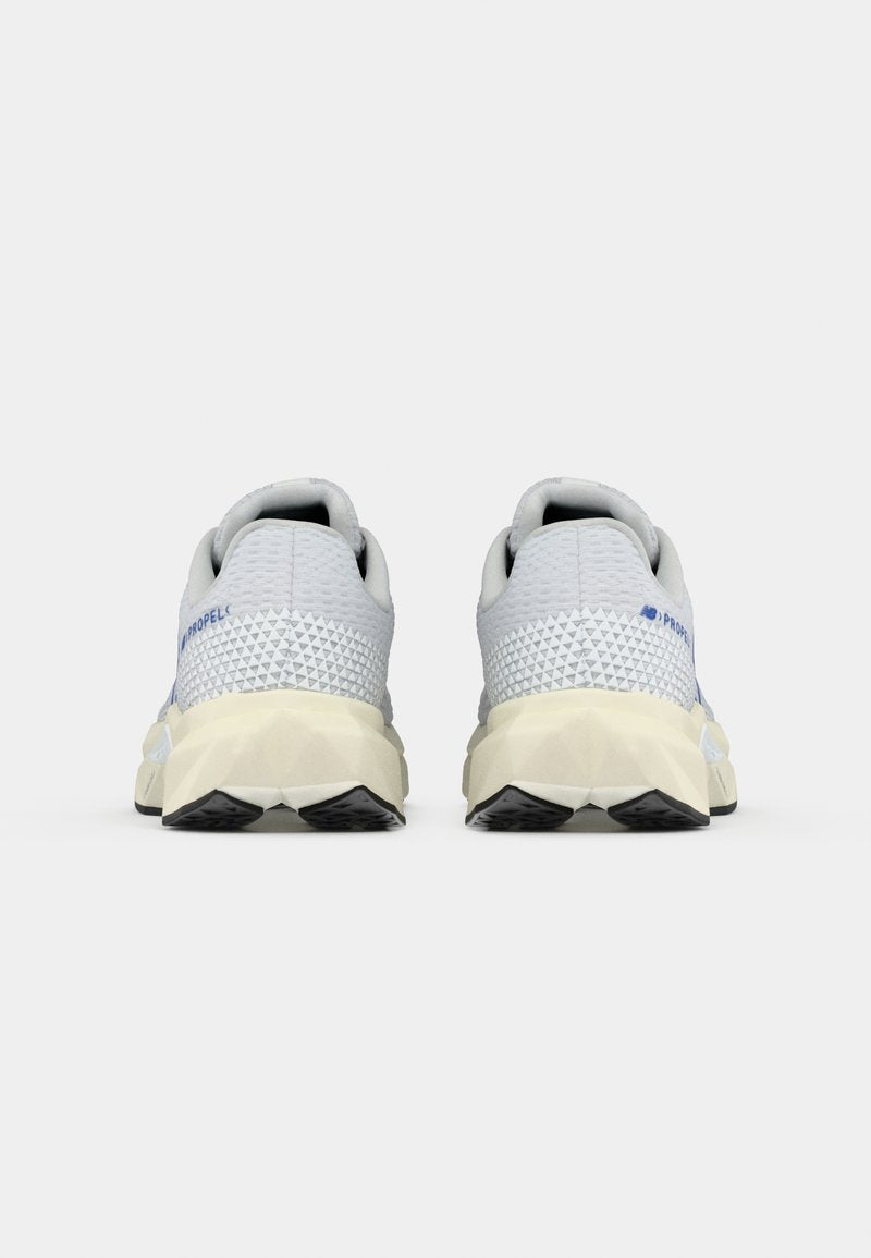 New Balance FuelCell Propel v5 Men’s