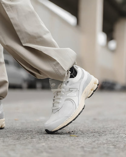 New Balance 2002R ‘White/Grey’ Men’s