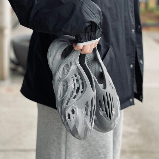 Adidas Yeezy Foam Runner ‘Mx Granite’ Men’s