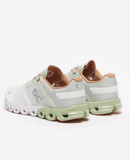 On Cloudflow “Aloe White” Women’s