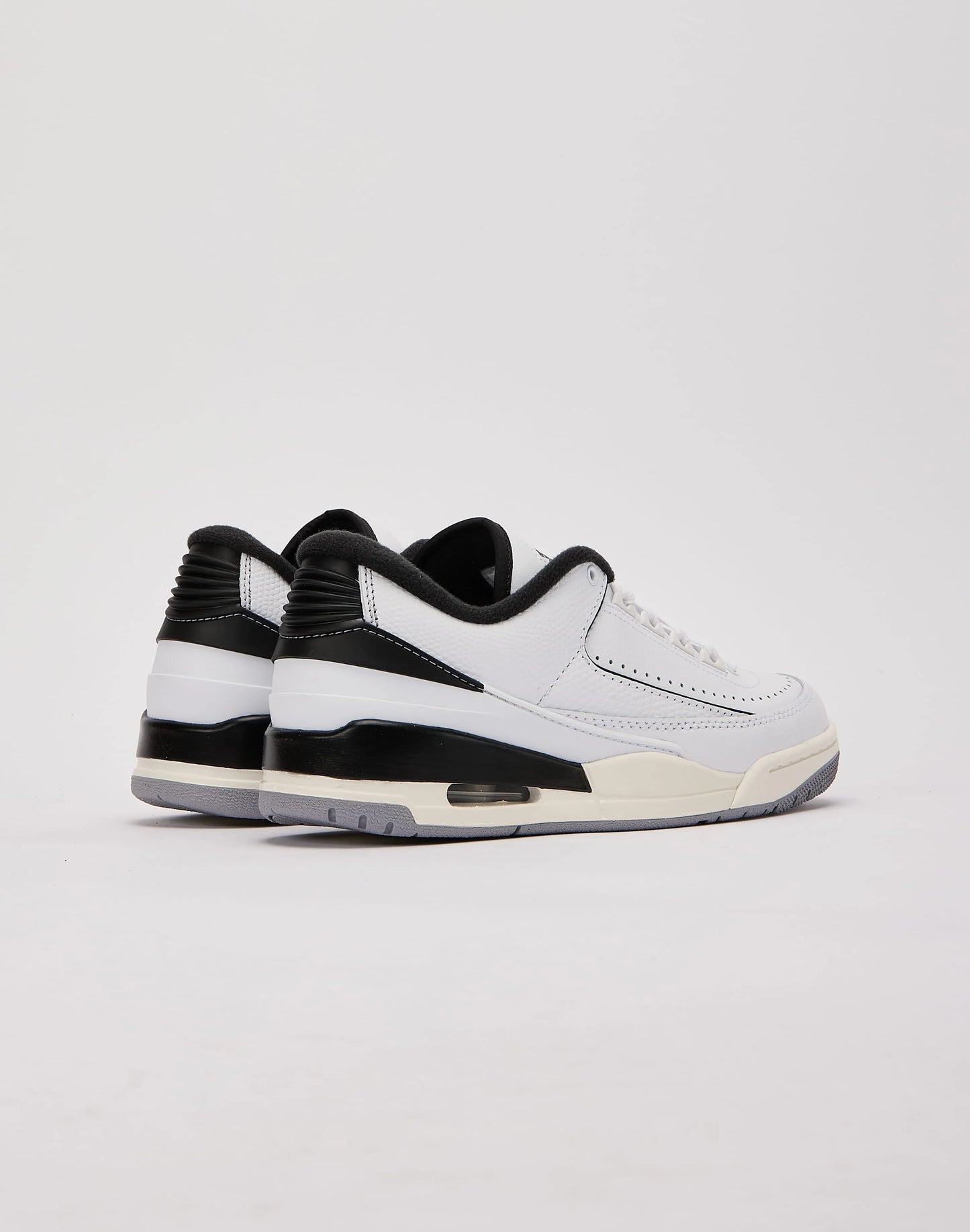 Air Jordan 2/3 Women’s