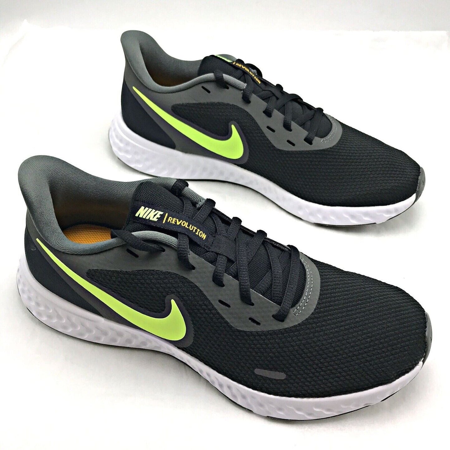 Nike revolution 5 Men's